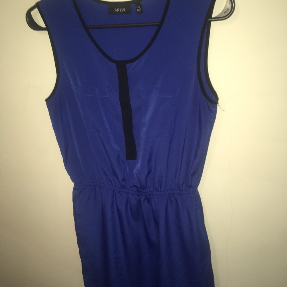 Dress with Pockets!!